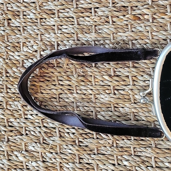 LITTLE black velvet purse with velvet straps and beads.  Tag says gymboree. - Picture 4 of 5